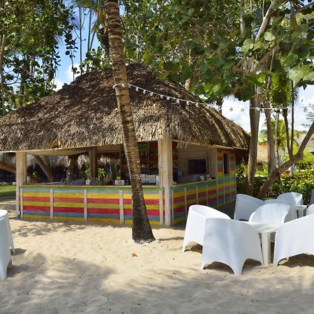 Catalonia Royal La Romana Adults Only Bayahibe Exterior foto Beach bar in Negril