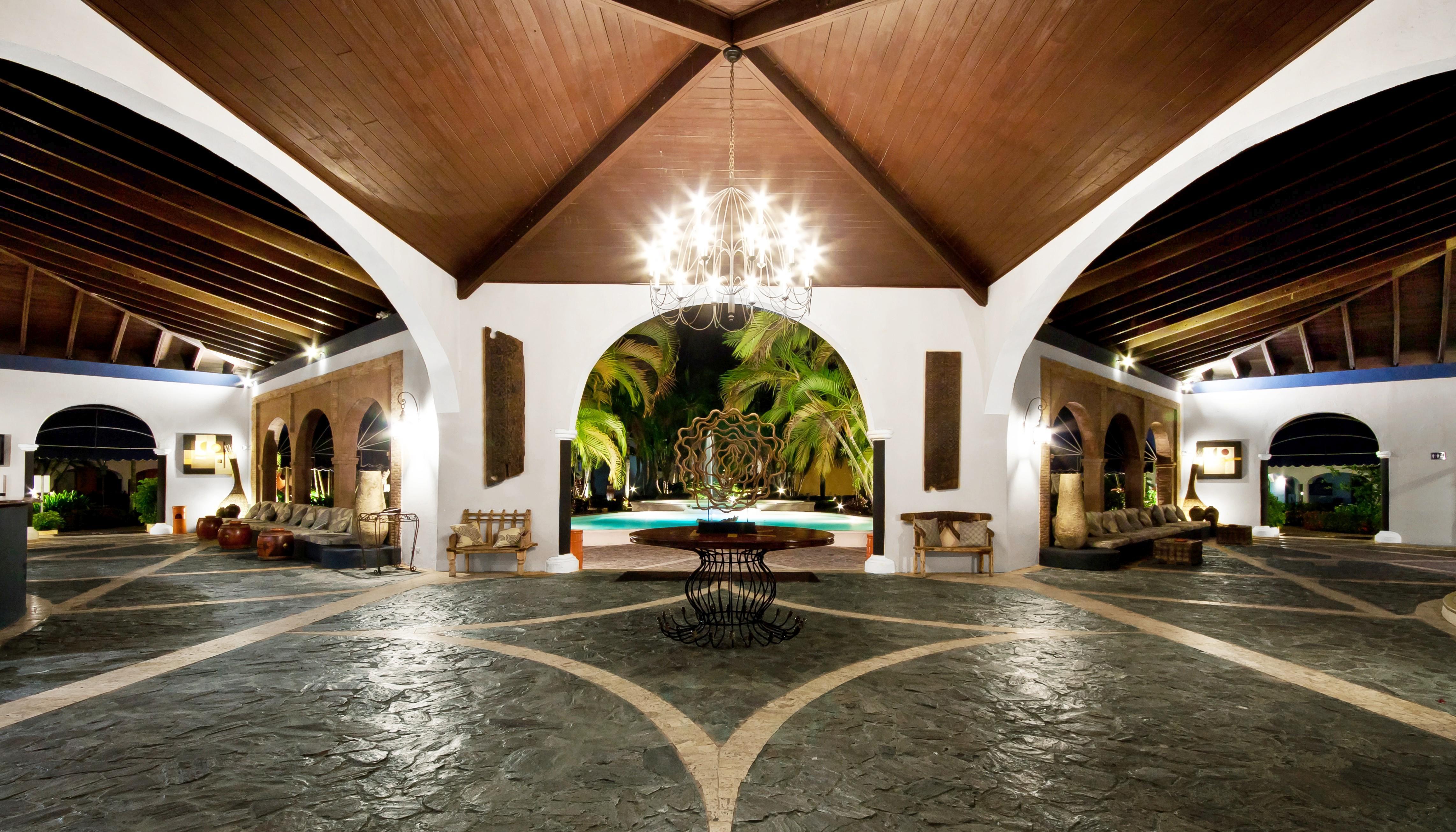 Catalonia Royal La Romana Adults Only Bayahibe Exterior foto The lobby of the hotel