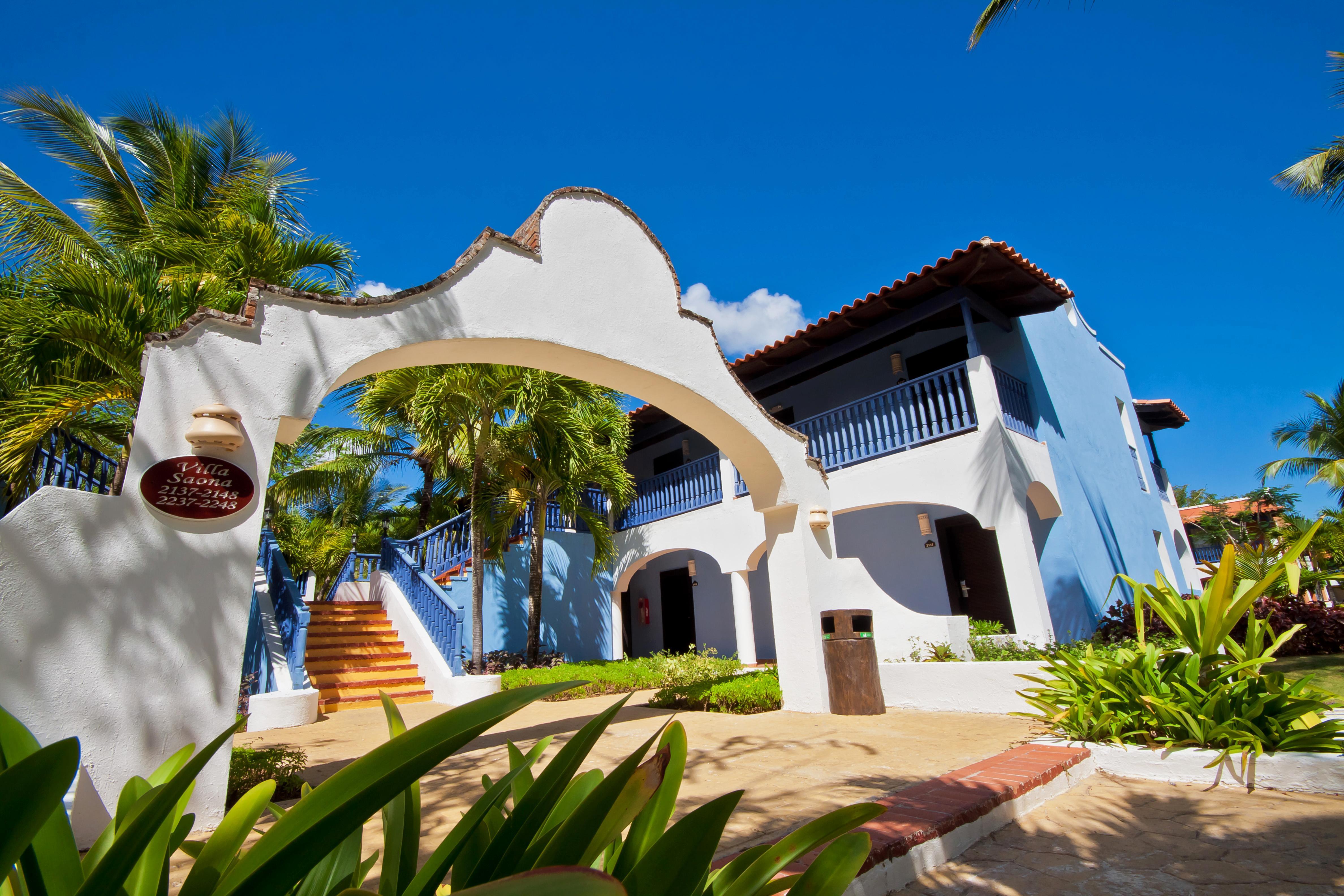 Catalonia Royal La Romana Adults Only Bayahibe Exterior foto The Village Colonial
