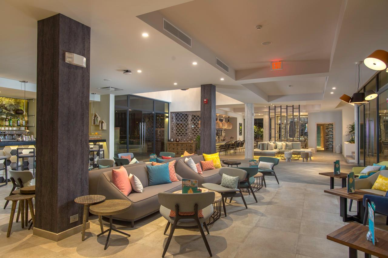 Catalonia Royal La Romana Adults Only Bayahibe Exterior foto The lobby of the hotel