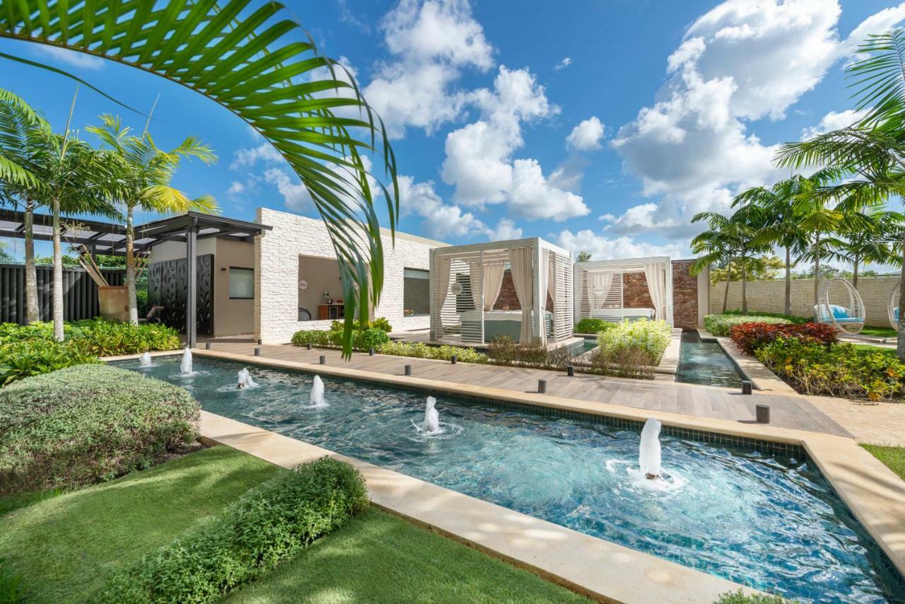 Catalonia Royal La Romana Adults Only Bayahibe Exterior foto Spa at the Hard Rock Hotel